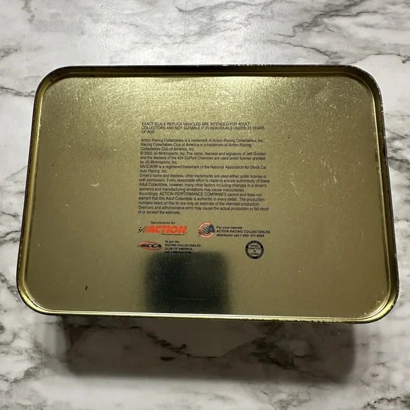 NWOB 2001 Jeff Gordon #24 DuPont Winston Cup Championship - Picture 5 of 7